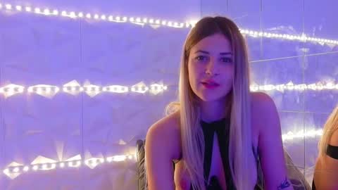 Aisha online show from October 9, 5:46 am