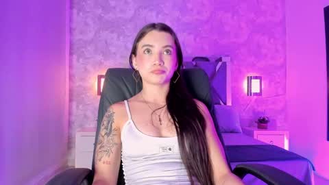 little aitana  online show from October 9, 4:51 am