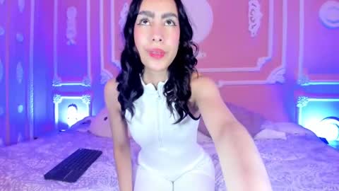 Snapshot of aitanajohns chatting on September 19, 12:20 pm Aitana online show from September 19, 12:20 pm