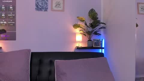 Snapshot of aixa_charless chatting on January 12, 3:03 pm Aixa online show from January 12, 3:03 pm