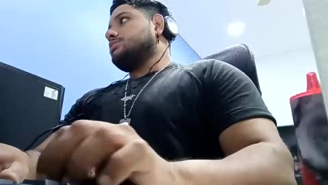 Esteban online show from February 1, 8:18 am