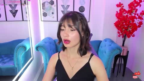 Azaka  online show from September 24, 12:34 pm