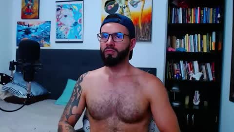 akiles online show from November 27, 1:13 am