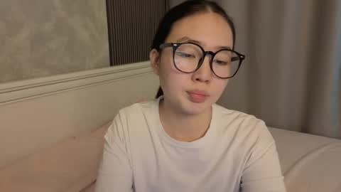 Snapshot of akino_hen chatting on September 13, 5:48 pm Kim online show from September 13, 5:48 pm