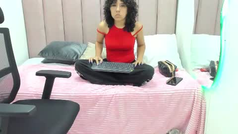 AkiraHayami online show from June 20, 12:00 pm