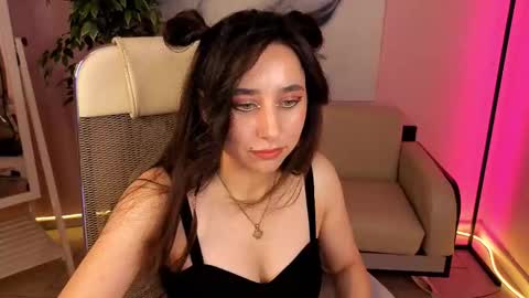 help me reach 25 thumbs up online show from October 11, 1:16 pm