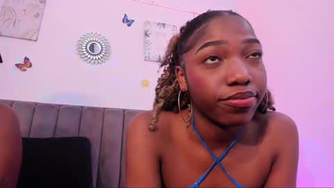 akirastone_ online show from November 20, 8:28 pm