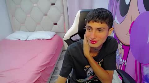 Akyra latin online show from February 16, 11:52 am