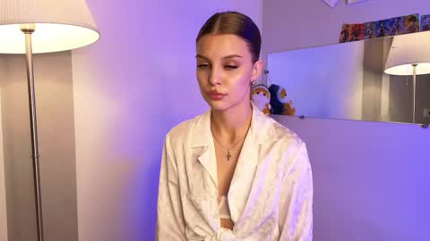 Megan online show from September 24, 2:02 pm