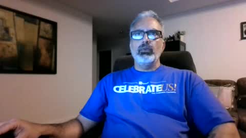 aladdin31673 online show from June 26, 2:06 am