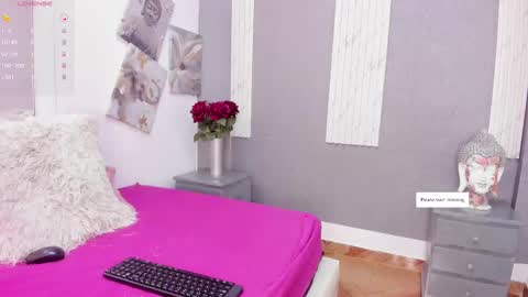 alahia_am online show from February 9, 8:45 pm