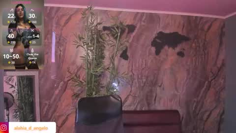 ALAHIA online show from March 13, 6:44 pm