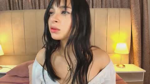 alahia_hank online show from October 6, 6:04 pm