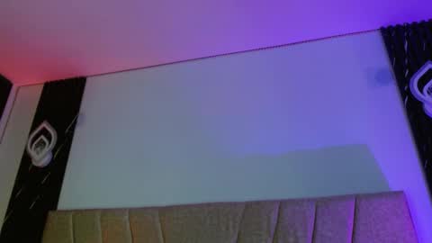 Alahia sweet official online show from October 6, 8:15 pm