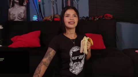 Snapshot of alaia_asuka chatting on March 2, 12:20 am Alaia online show from March 2, 12:20 am