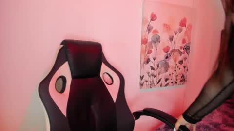 Alaia Carter online show from November 8, 3:53 am