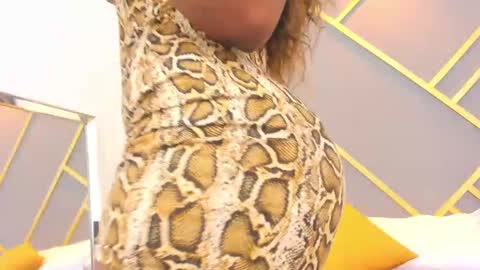 alaia_colins online show from February 19, 7:28 am