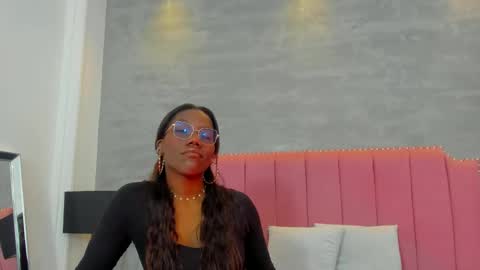 alaia_colins online show from November 27, 3:14 am