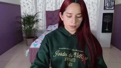 Alaia Skater online show from November 29, 8:27 pm