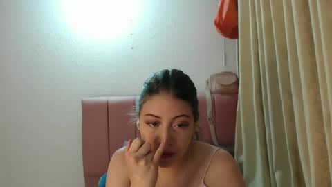 alaina_blessed online show from September 29, 11:15 pm