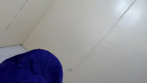 alaiza_malinao online show from May 7, 2:13 pm