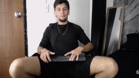 alan__smith online show from January 9, 10:04 pm