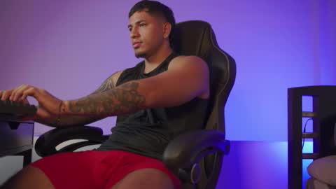 Alan online show from December 3, 6:47 am