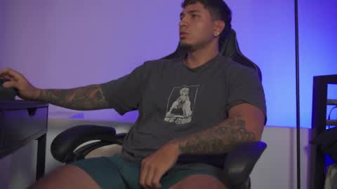 Alan online show from April 4, 7:26 am