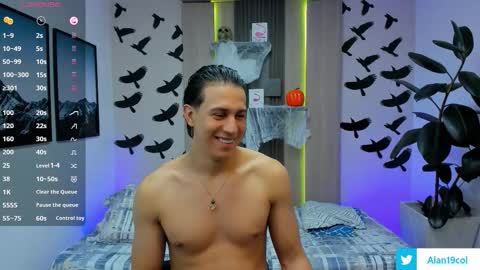 Alan  Kevin can we reach 100 thumbs up please guys  online show from October 4, 7:11 pm