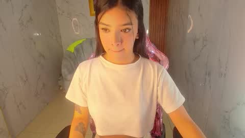 Alana online show from October 27, 1:33 pm