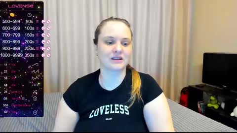 Snapshot of alanabrox chatting on February 15, 12:54 pm Julia online show from February 15, 12:54 pm