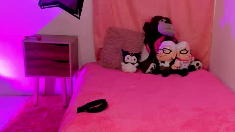 ALANA Please follow me  online show from October 17, 5:44 am