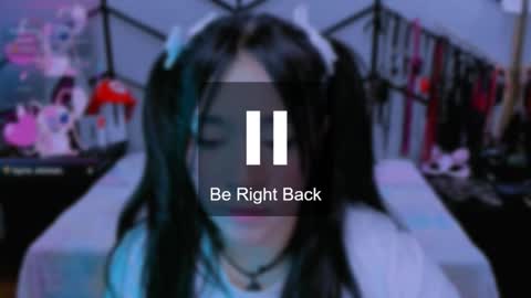 Alana online show from December 5, 8:28 pm