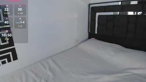 alanblack1 online show from October 7, 12:12 pm