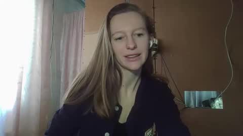 Elisa online show from February 26, 1:43 pm