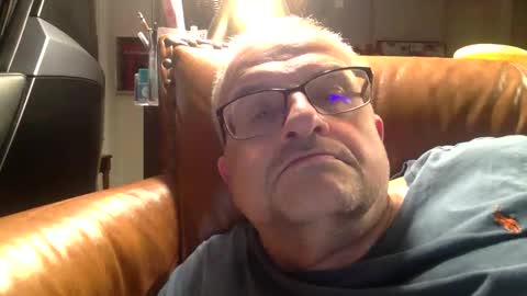 alankrieski1174 online show from November 7, 5:32 am