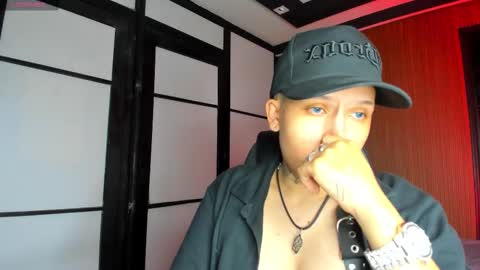 alanred_ online show from October 20, 12:26 am