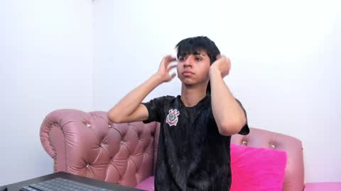 Alan online show from February 3, 11:42 am