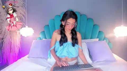 Snapshot of alassiahocthner chatting on September 15, 11:33 am Alassia Hocthner online show from September 15, 11:33 am