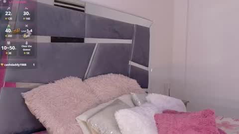 Snapshot of alba_grey chatting on January 22, 11:43 pm alba online show from January 22, 11:43 pm