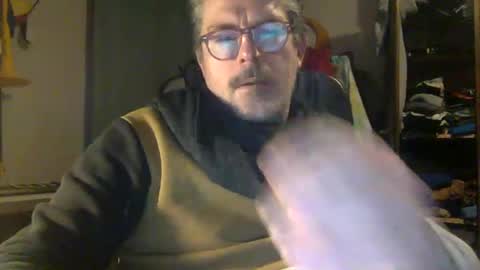 Snapshot of albandant chatting on February 19, 5:49 pm albandant online show from February 19, 5:49 pm