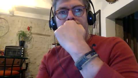 Snapshot of albandant chatting on December 4, 1:25 pm albandant online show from December 4, 1:25 pm