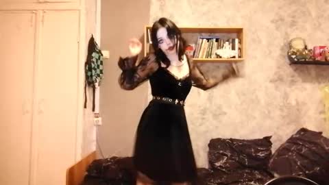 alberthamazierski online show from October 29, 5:58 pm