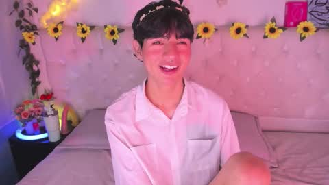 ale_aurarashi online show from February 20, 6:19 am