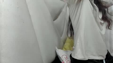 ale_noah_xxx online show from July 27, 8:00 am