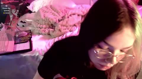 Aleena Che online show from March 1, 12:15 am