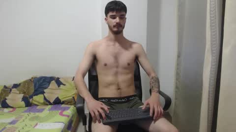 aleex_miller online show from December 18, 8:09 am