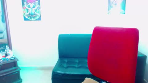 aleja online show from October 17, 5:06 pm