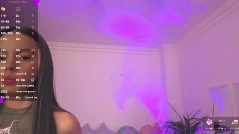 Alejandra online show from June 18, 11:26 am