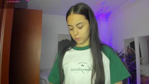 Alejandra online show from March 1, 11:28 am